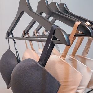 VS 4 Bras Multi Way Wear Strapless Body By Victoria Secret